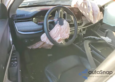 2022 Jeep Compass Latitude z USA, uszkodzony, nr VIN 3C4NJDBB3NT115713